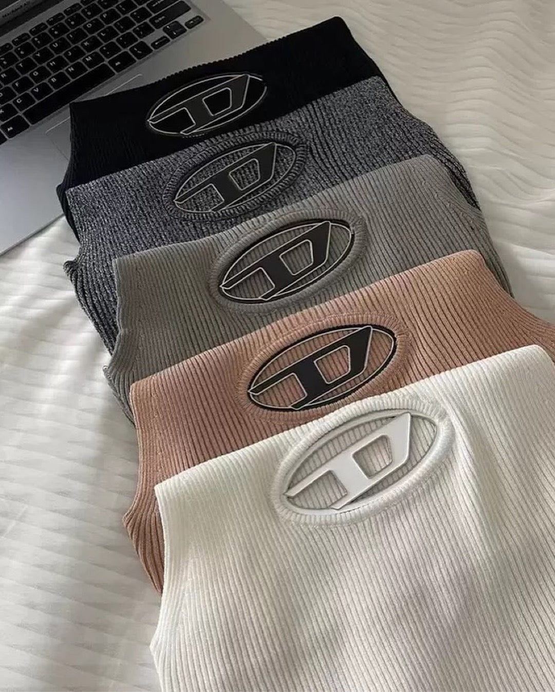 D TANK TOP