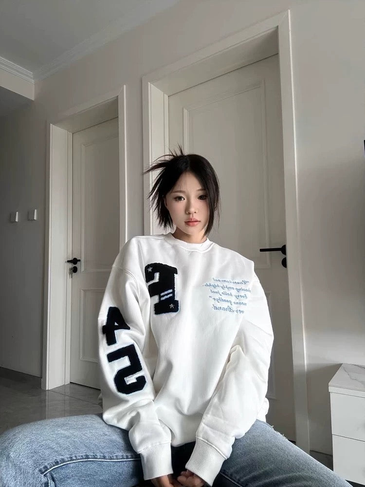 Fortune 8 Graphic Sweatshirt