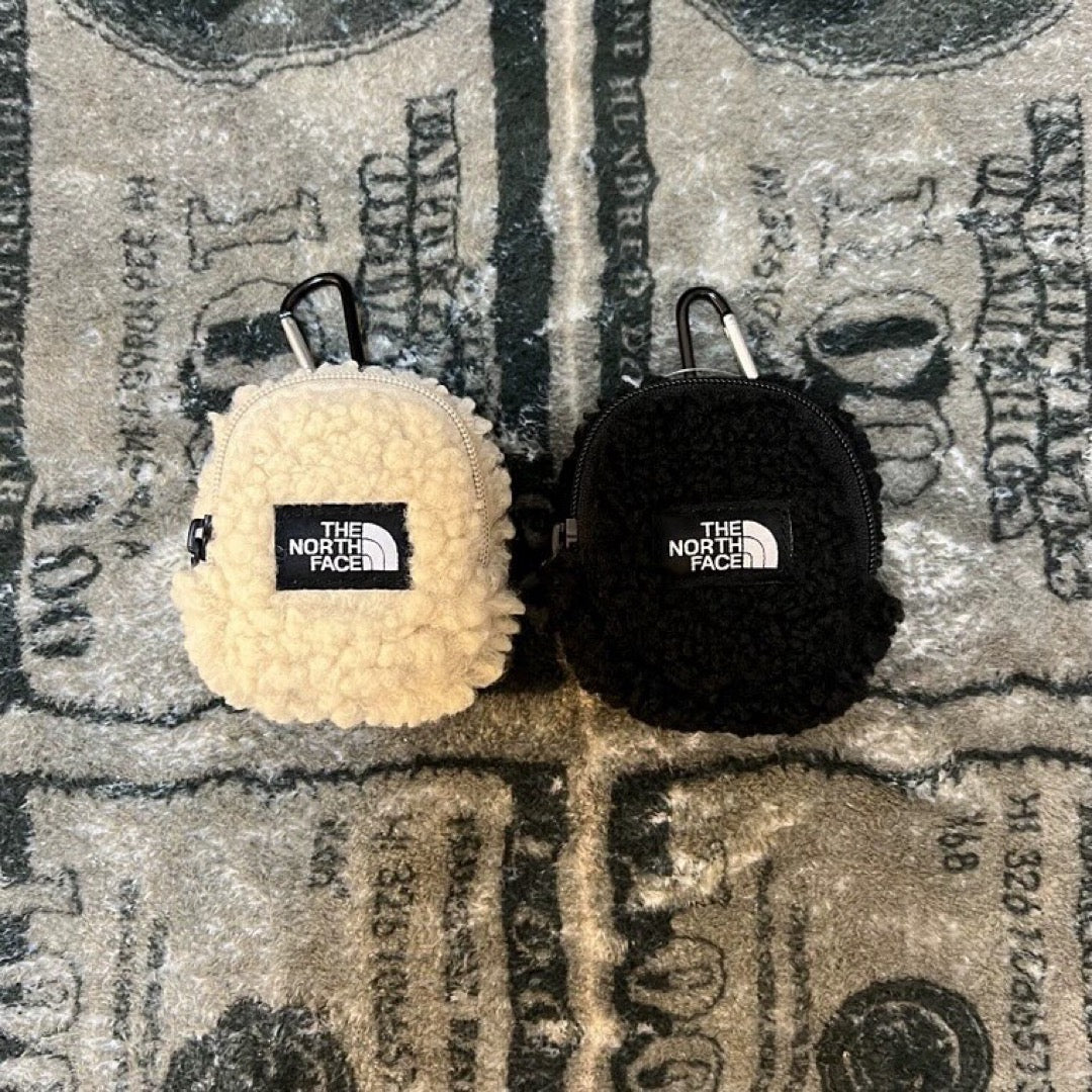 The NorthFace Pouch