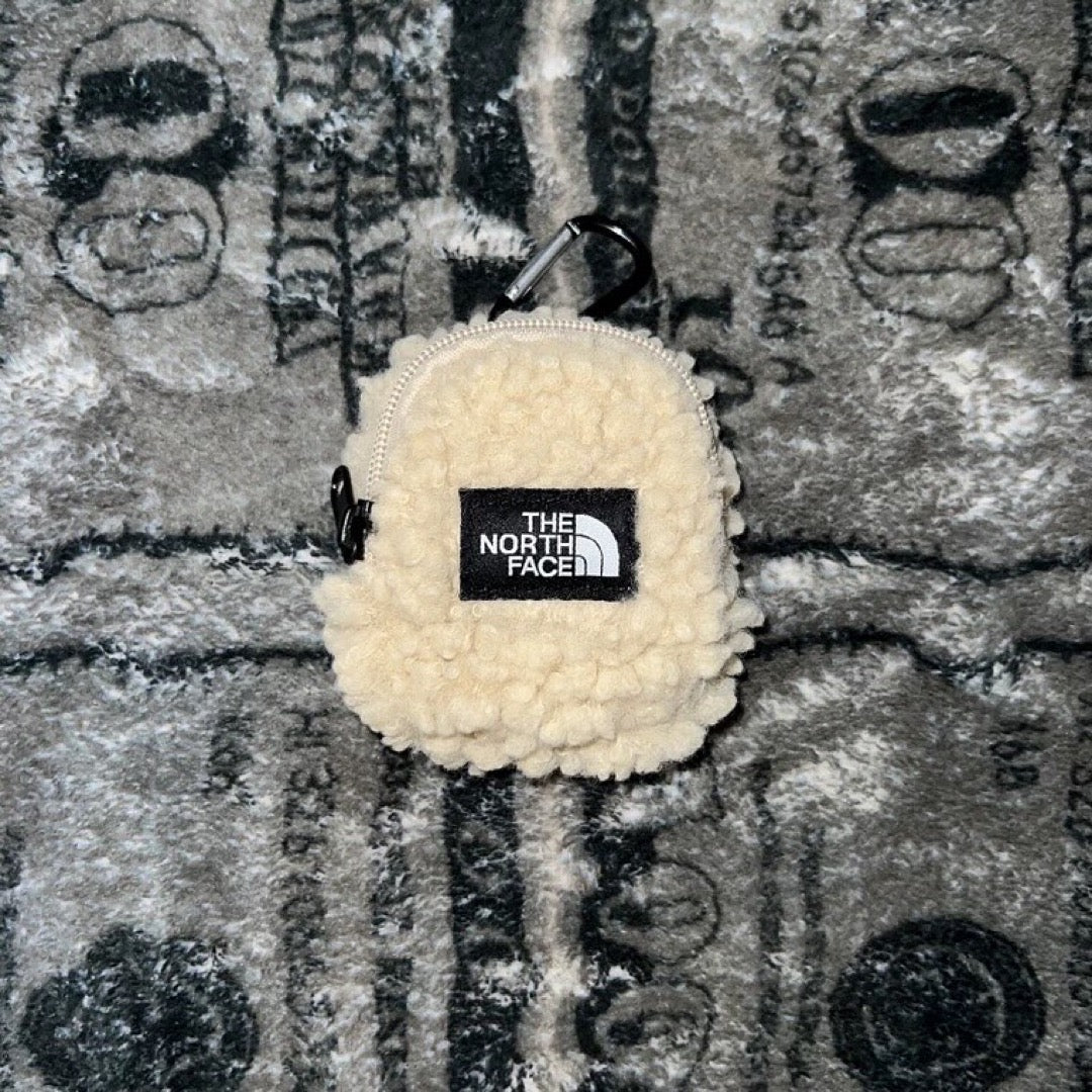 The NorthFace Pouch