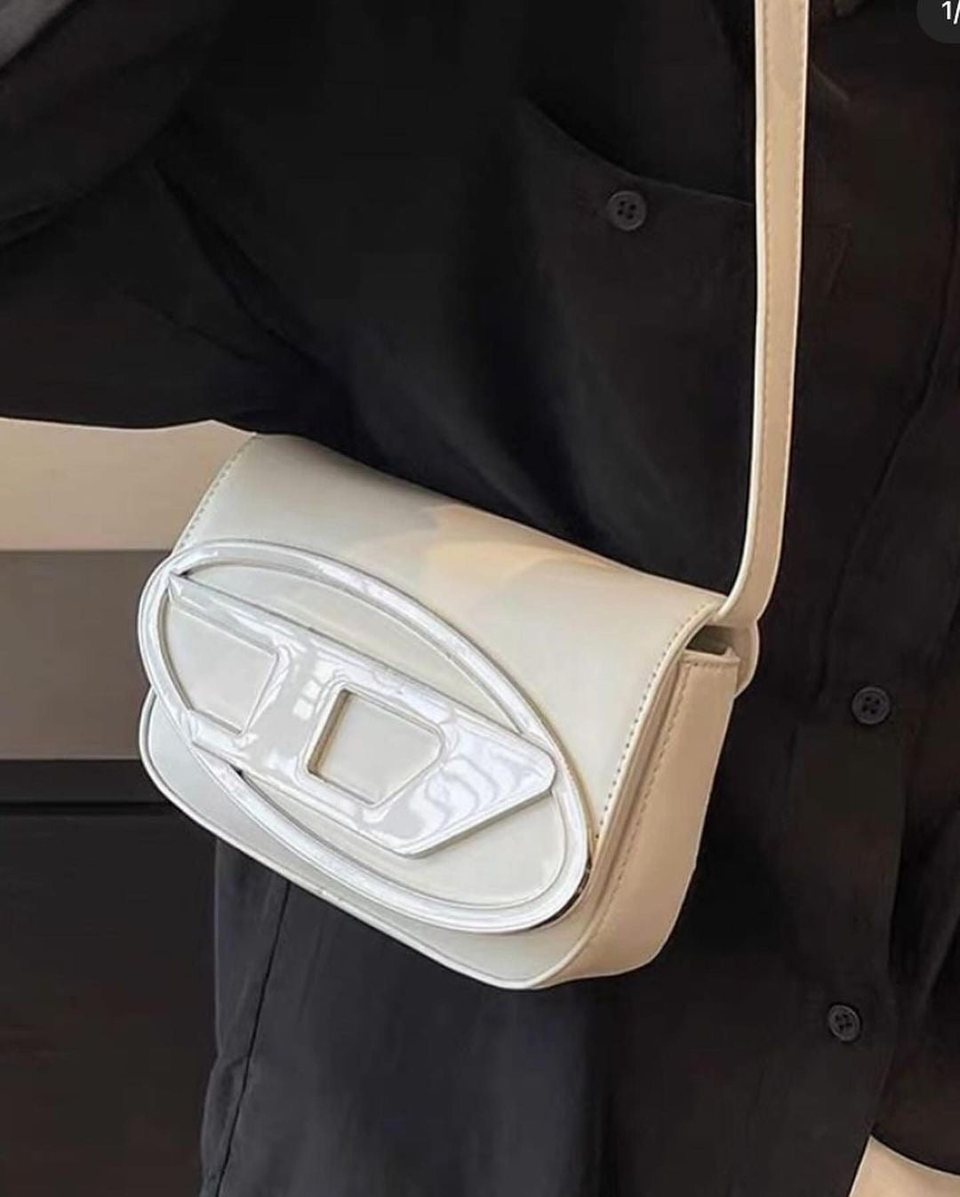 DIESEL Shoulder Bags