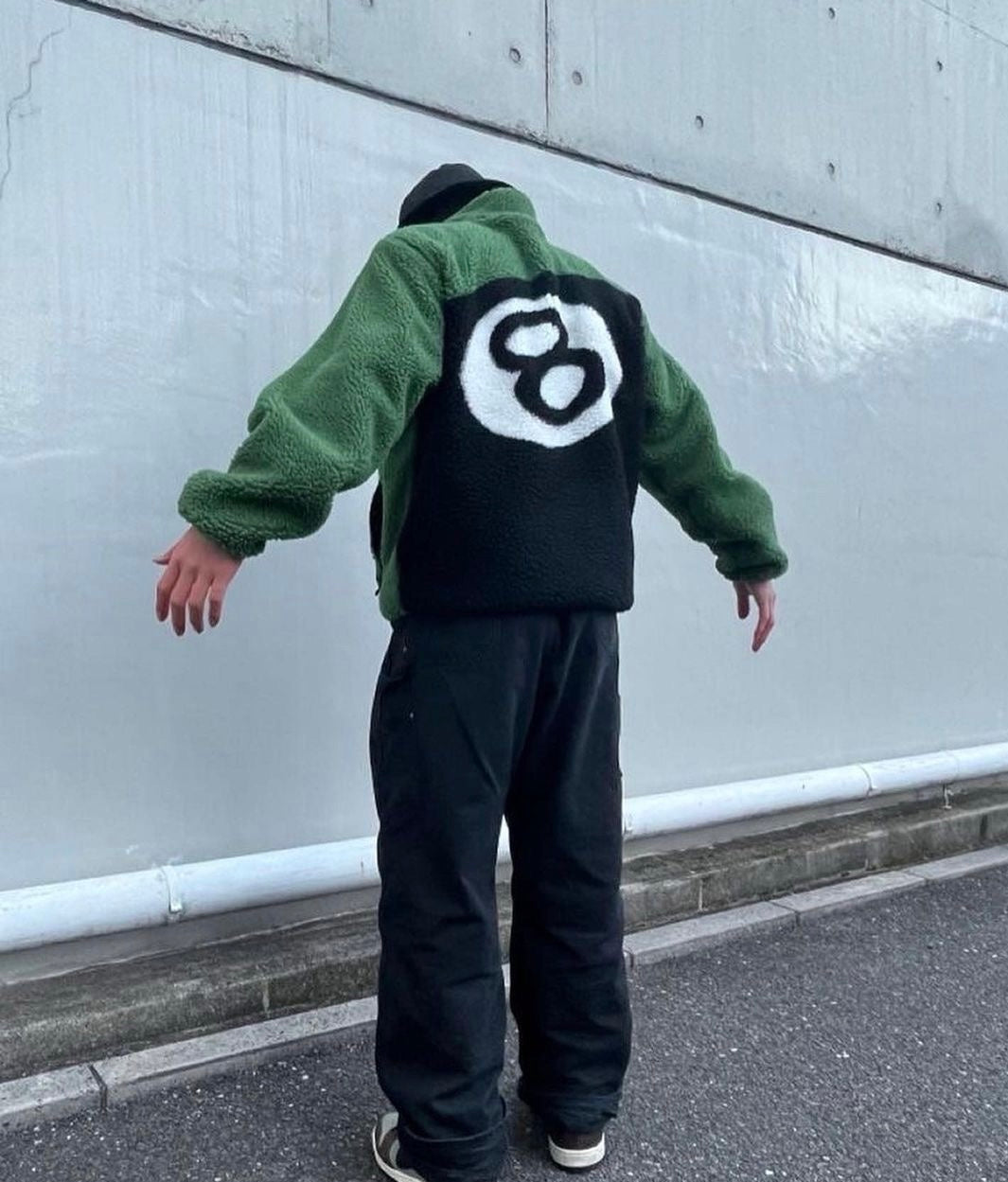 Sttussy 8 ball sherpa reversible green and black jacket for street fashion in India winter outfit