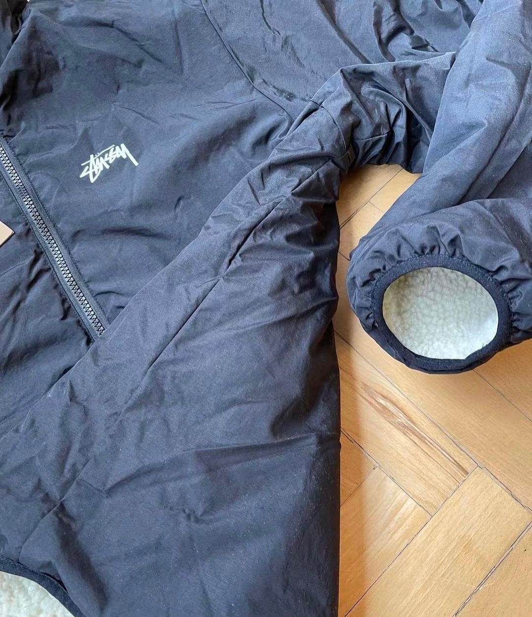 Sttussy 8 ball sherpa reversible  jacket for street fashion in India winter outfit