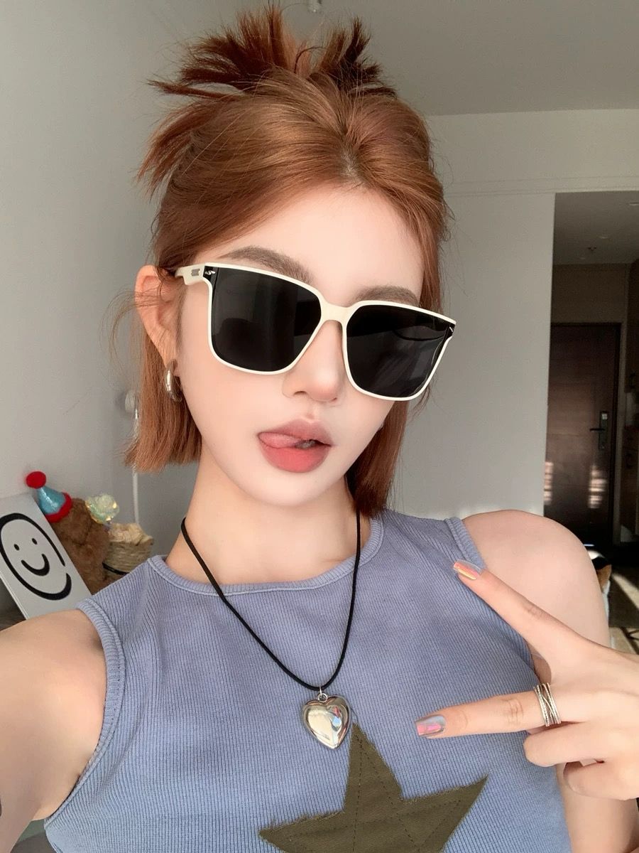 High End Square Face Sunglass
