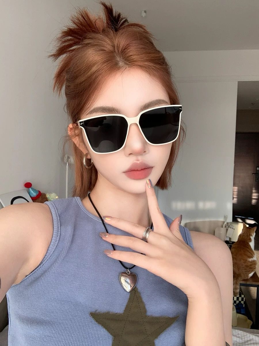 High End Square Face Sunglass